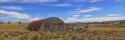 Nissen Hut - Lake Eucumbene - NSW H (PBH4 00 12493)